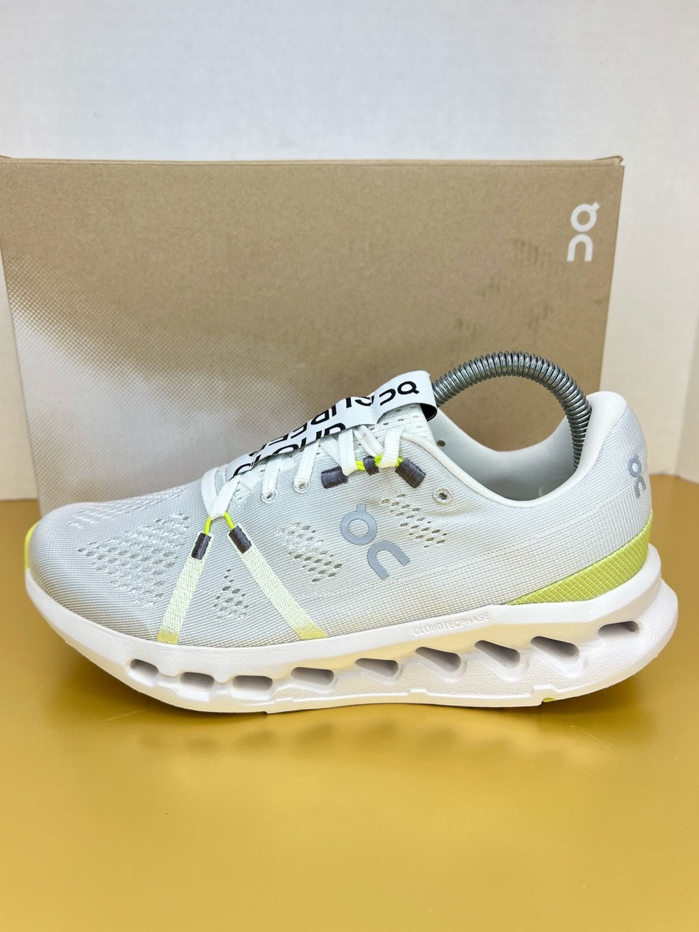 On Running Cloudsurfer Womens Size 8 White/Sand With Box Worn 3x Indoors Only! - Picture 5 of 16